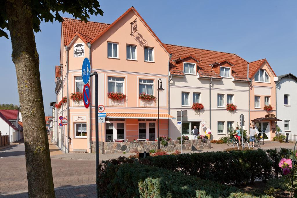 Hotel Fuer Dich Waren  Exterior photo