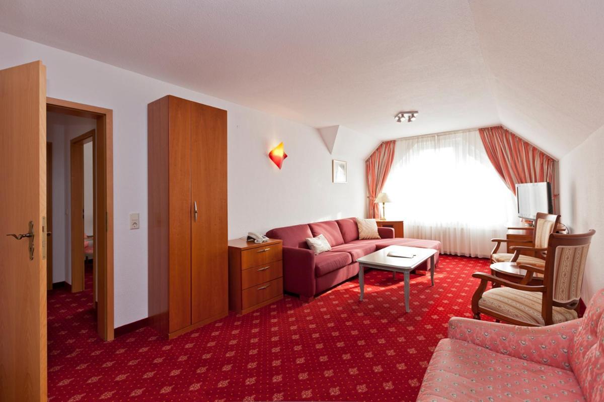 Hotel Fuer Dich Waren  Exterior photo